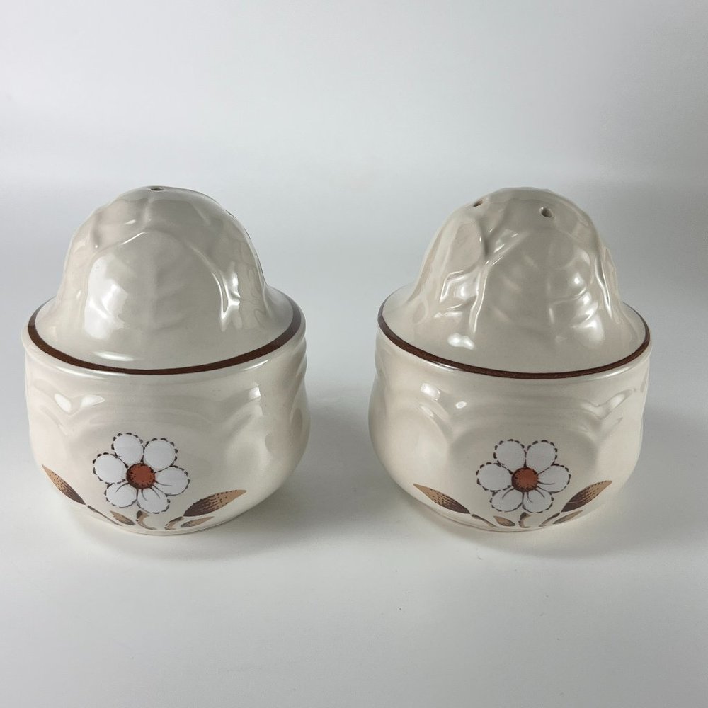 Vtg Salt Pepper Shakers Hearthside Cumberland Stoneware Mayblossom Japan